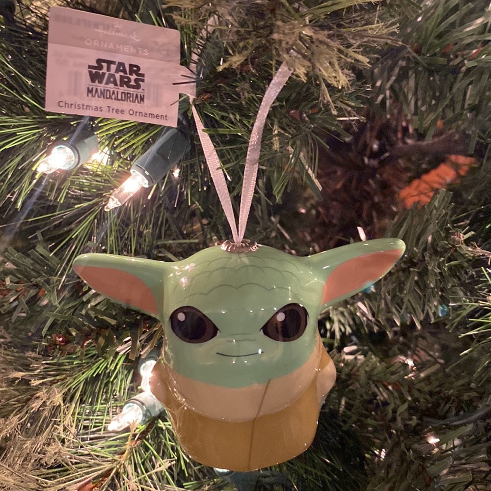 Hallmark Star Wars Baby Yoda Ornament - Picture 2 of 5